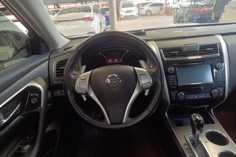 Used Nissan Teana 2016 2.5L XL-UpperNAVI Tech Prestige Edition Steering Wheel