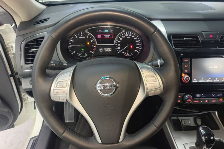 Used Nissan Teana 2016 2.0L XL Comfort Edition Steering Wheel