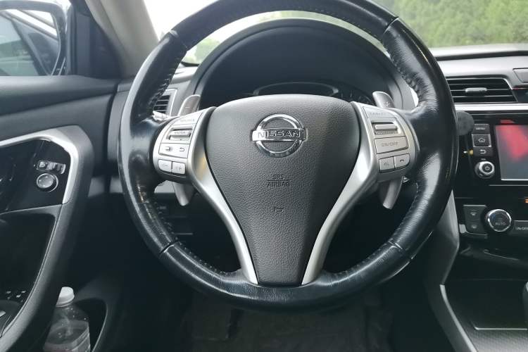 Used Nissan Teana 2016 2.5L XL-Upper Smart Enjoyment Version Steering Wheel