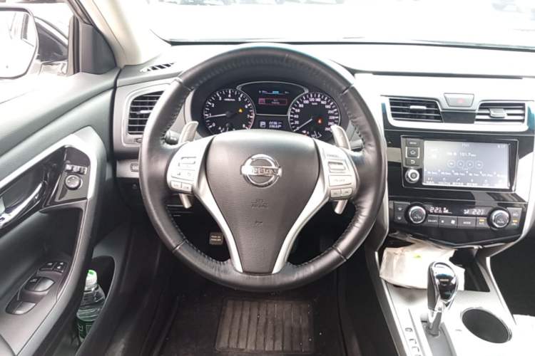 Used Nissan Teana 2016 2.5L XL Comfort Edition Steering Wheel