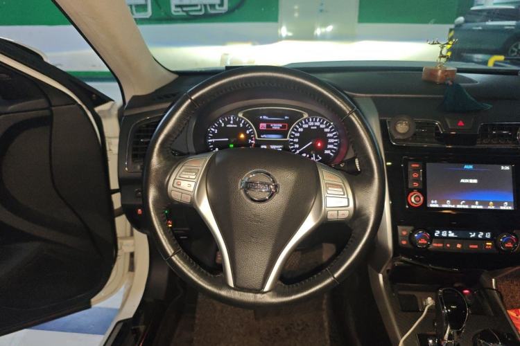 Used Nissan Teana 2016 2.0L XL-Upper Smart Edition Steering Wheel