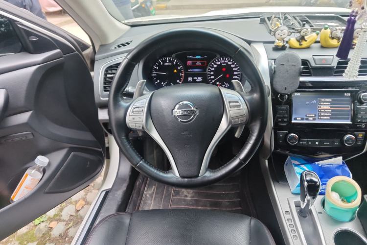 Used Nissan Teana 2016 2.5L XL-UpperNAVI Tech Prestige Edition Steering Wheel