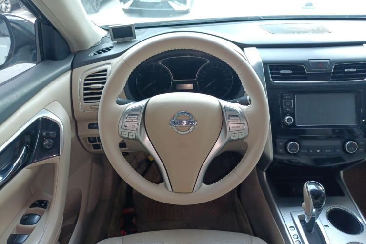 Used Nissan Teana 2016 Revised Version 2.0L XL Comfort Edition Steering Wheel