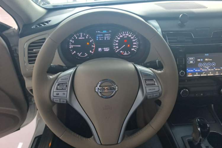 Used Nissan Teana 2016 Revised Version 2.0L XL Comfort Edition Steering Wheel