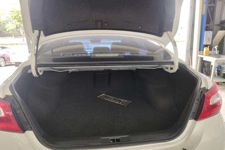 Used Nissan Teana 2016 Revised Version 2.0L XL Comfort Edition Trunk