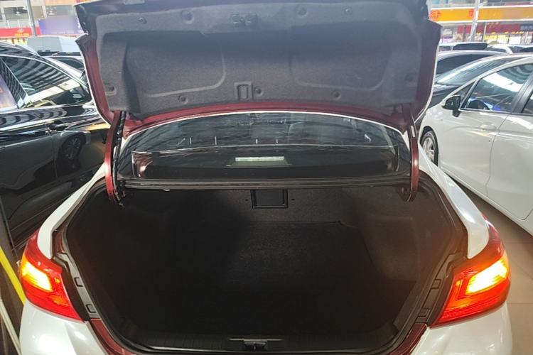 Used Nissan Teana 2016 Revised Version 2.0L XL Comfort Edition Trunk