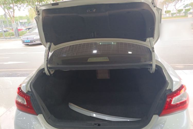 Used Nissan Teana 2016 Revised Version 2.0L XL Comfort Edition Trunk