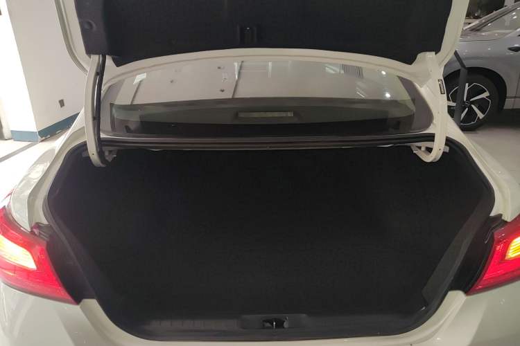 Used Nissan Teana 2016 Revised Version 2.0L XL Comfort Edition Trunk
