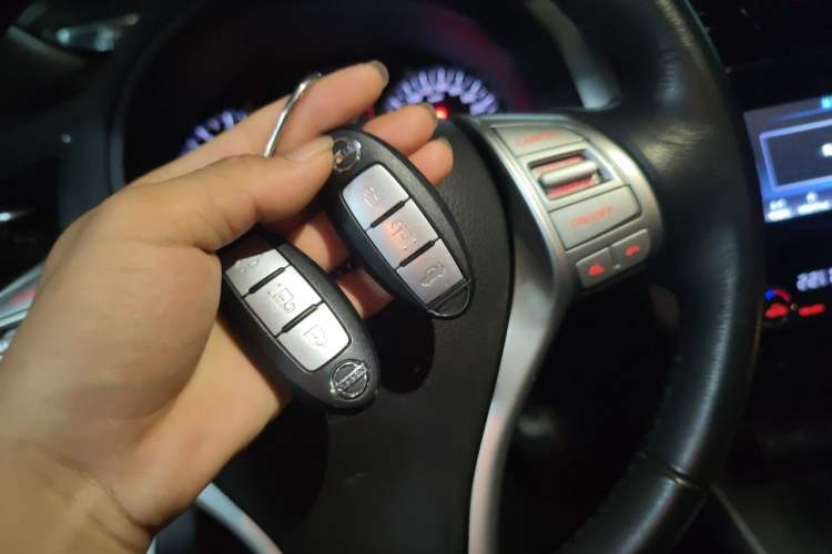 Used Nissan Teana 2016 Revised Version 2.0L XL Comfort Edition Vehicle Key