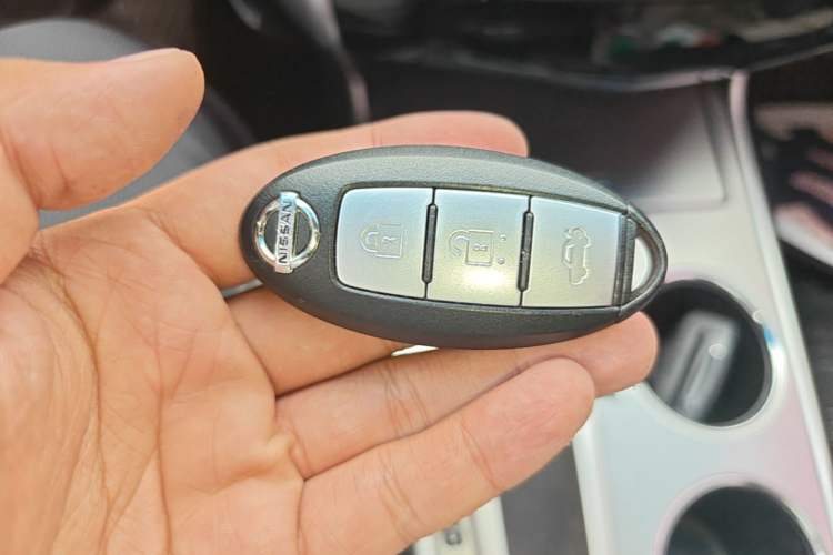 Used Nissan Teana 2016 Revised Version 2.0L XL Comfort Edition Vehicle Key