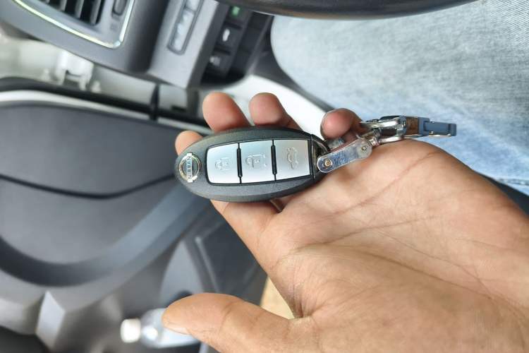 Used Nissan Teana 2016 Revised Version 2.0L XL Comfort Edition Vehicle Key