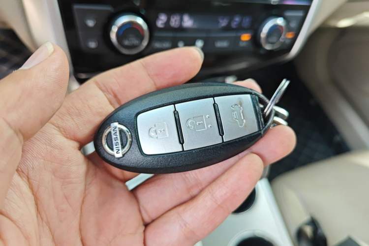 Used Nissan Teana 2016 2.0L XL Comfort Edition Vehicle Key