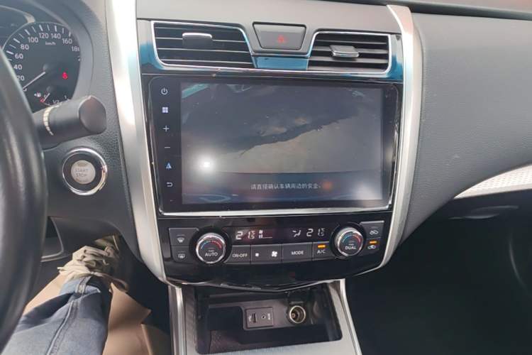 Used Nissan Teana 2018 2.0L XL Smart Upgrade Edition Audio And AC Panel