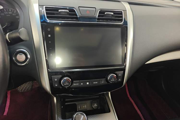 Used Nissan Teana 2018 2.0L XL Smart Upgrade Edition Audio And AC Panel