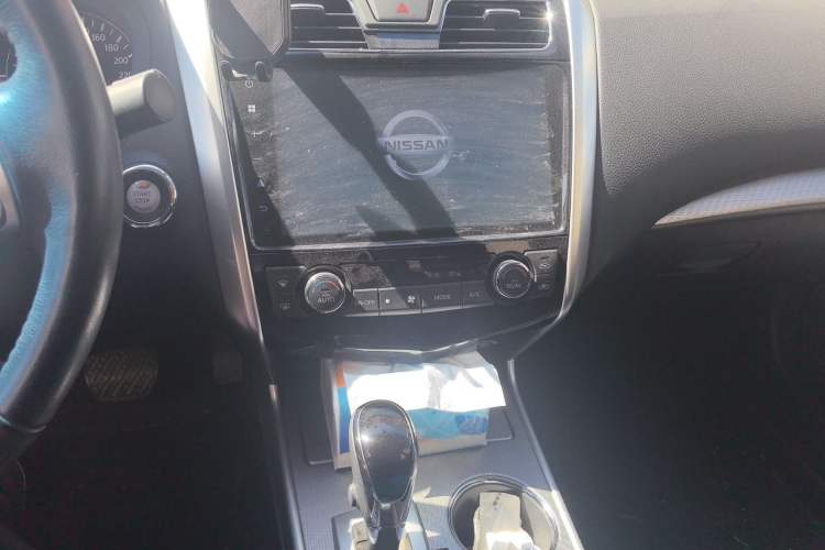 Used Nissan Teana 2018 2.0L XL Smart Upgrade Edition Audio And AC Panel