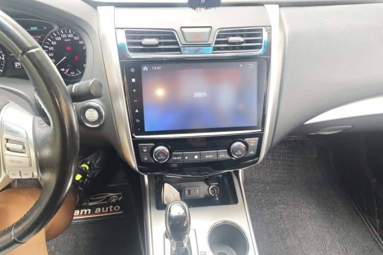 Used Nissan Teana 2018 2.0L XL Smart Upgrade Edition Audio And AC Panel