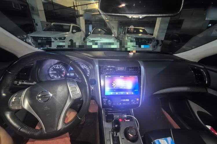Used Nissan Teana 2018 2.0L XL Smart Upgrade Edition Center Console