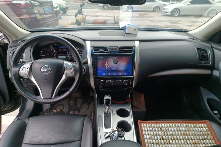 Used Nissan Teana 2018 2.0L XL Smart Upgrade Edition Center Console