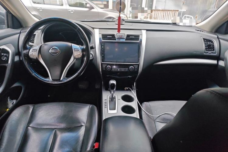 Used Nissan Teana 2018 2.0L XL Smart Upgrade Edition Center Console