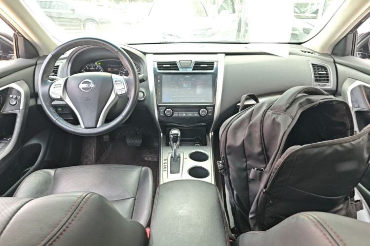 Used Nissan Teana 2018 2.0L XL Smart Upgrade Edition Center Console