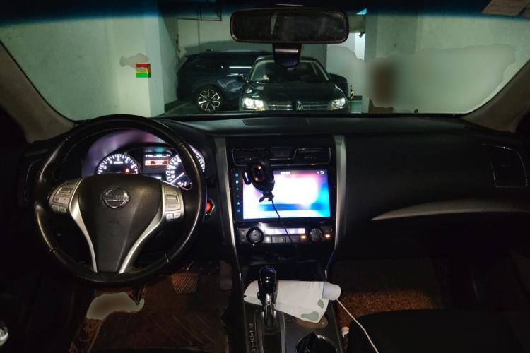 Used Nissan Teana 2018 2.0L XL Smart Upgrade Edition Center Console