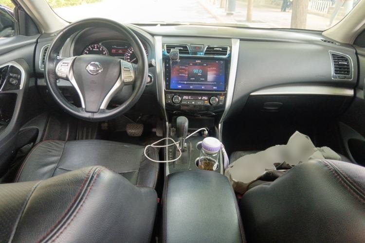 Used Nissan Teana 2018 2.0L XL Smart Upgrade Edition Center Console