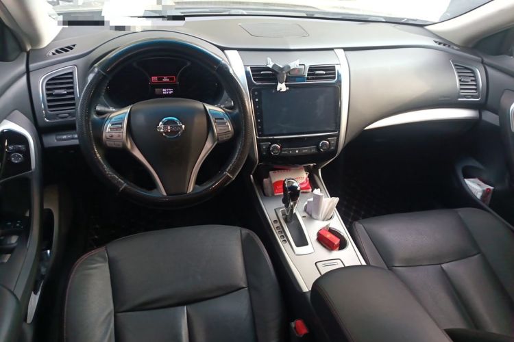 Used Nissan Teana 2018 2.0L XL Smart Upgrade Edition Center Console