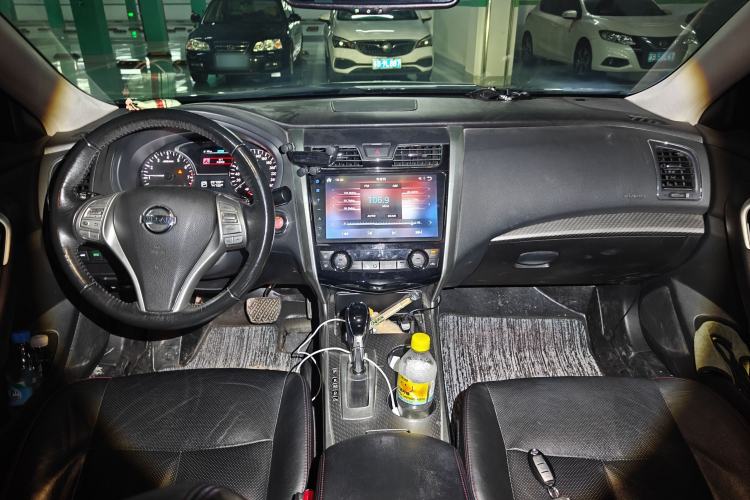 Used Nissan Teana 2018 2.0L XL Smart Upgrade Edition Center Console