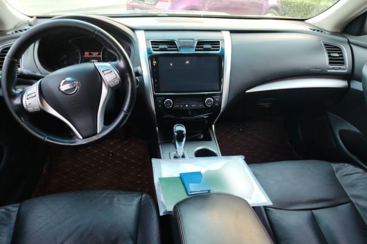 Used Nissan Teana 2018 2.0L XL Smart Upgrade Edition Center Console