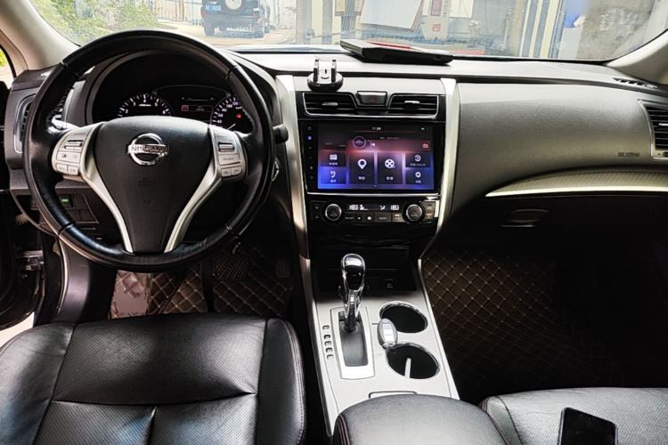 Used Nissan Teana 2018 2.0L XL Smart Upgrade Edition Center Console