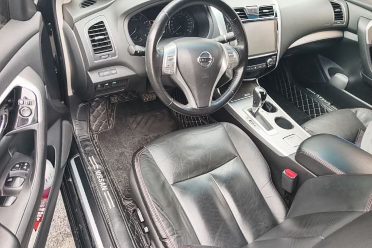 Used Nissan Teana 2018 2.0L XL Smart Upgrade Edition Center Console