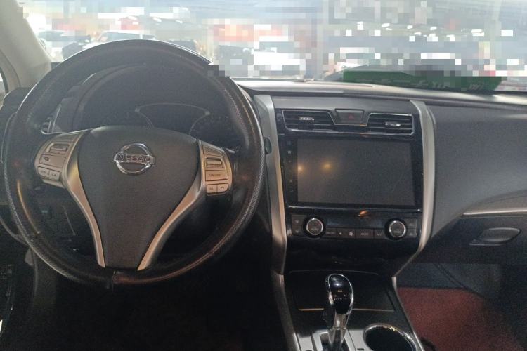 Used Nissan Teana 2018 2.0L XL Smart Upgrade Edition Center Console