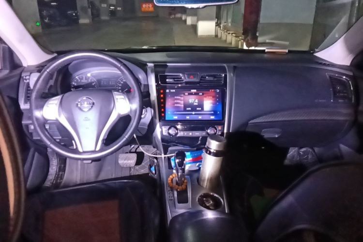 Used Nissan Teana 2018 2.0L XL Smart Upgrade Edition Center Console
