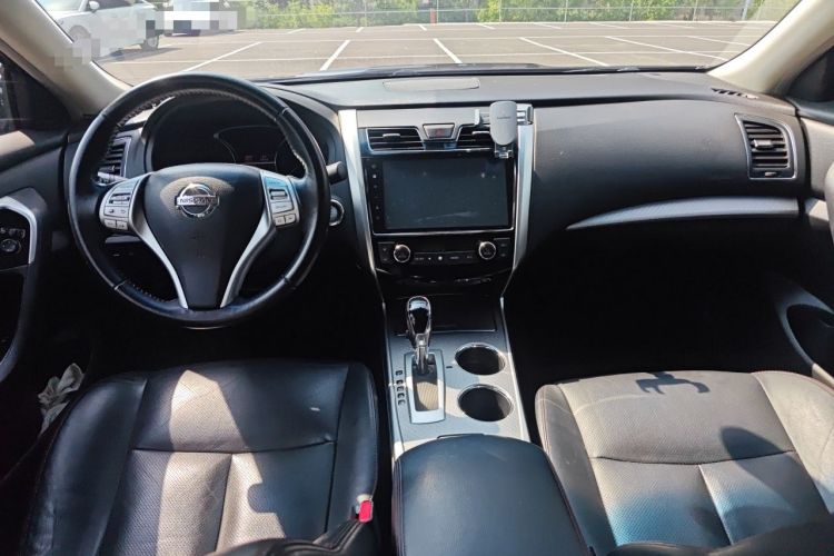 Used Nissan Teana 2018 2.0L XL Smart Upgrade Edition Center Console