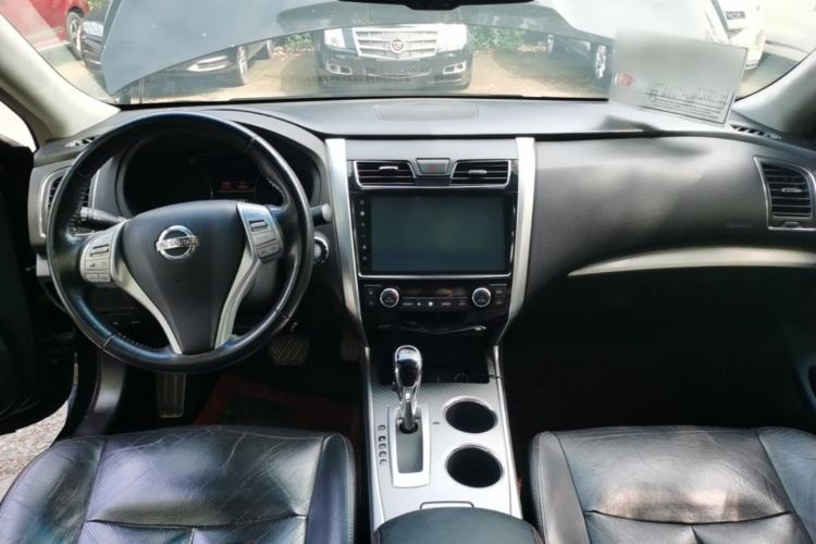 Used Nissan Teana 2018 2.0L XL Smart Upgrade Edition Center Console