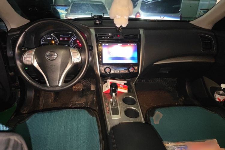 Used Nissan Teana 2018 2.0L XL Smart Upgrade Edition Center Console