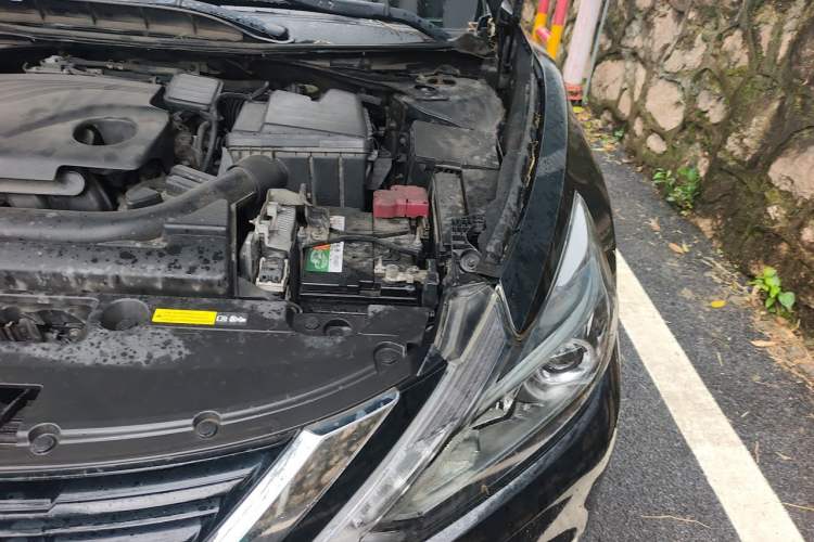 Used Nissan Teana 2018 2.0L XL Smart Upgrade Edition Engine Bay Left