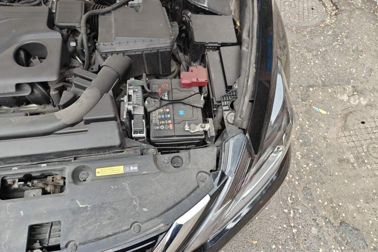 Used Nissan Teana 2018 2.0L XL Smart Upgrade Edition Engine Bay Left