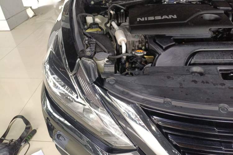Used Nissan Teana 2018 2.0L XL Smart Upgrade Edition Engine Bay Right