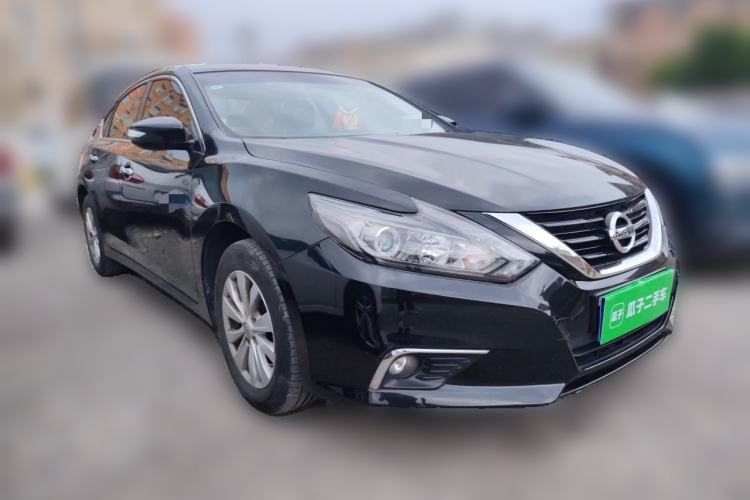 Used Nissan Teana 2018 2.0L XL Smart Upgrade Edition Front Right 45 Deg