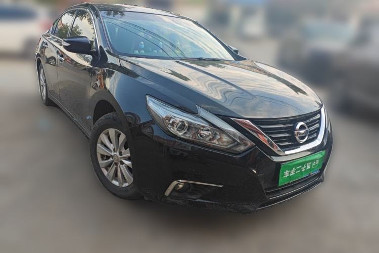 Used Nissan Teana 2018 2.0L XL Smart Upgrade Edition Front Right 45 Deg