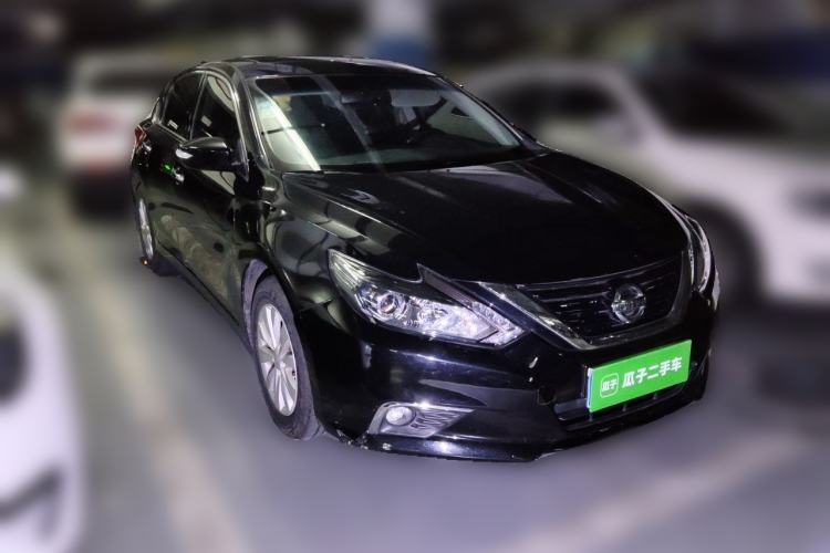 Used Nissan Teana 2018 2.0L XL Smart Upgrade Edition Front Right 45 Deg