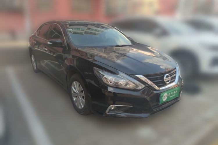 Used Nissan Teana 2018 2.0L XL Smart Upgrade Edition Front Right 45 Deg