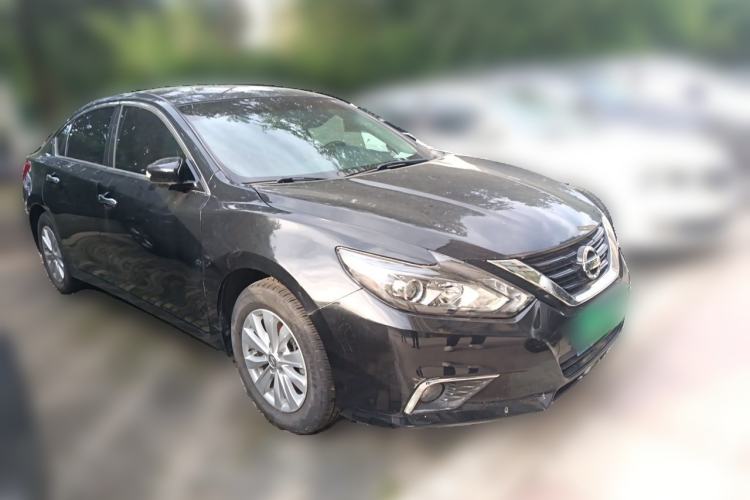 Used Nissan Teana 2018 2.0L XL Smart Upgrade Edition Front Right 45 Deg