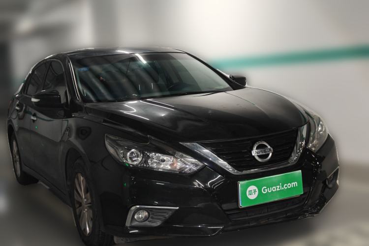 Used Nissan Teana 2018 2.0L XL Smart Upgrade Edition Front Right 45 Deg