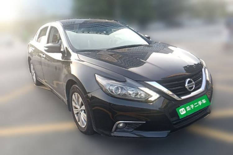 Used Nissan Teana 2018 2.0L XL Smart Upgrade Edition Front Right 45 Deg