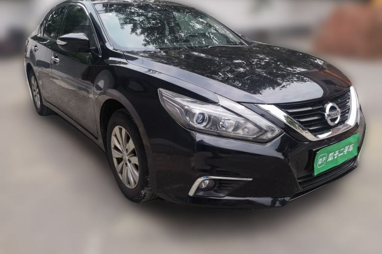 Used Nissan Teana 2018 2.0L XL Smart Upgrade Edition Front Right 45 Deg