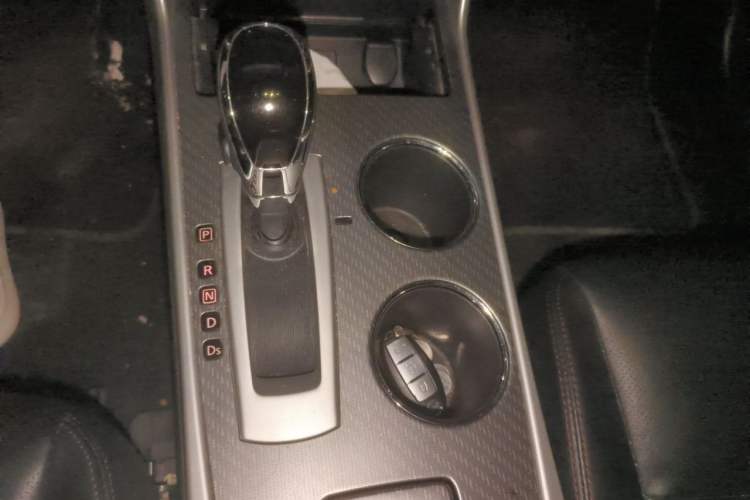 Used Nissan Teana 2018 2.0L XL Smart Upgrade Edition Gear Lever