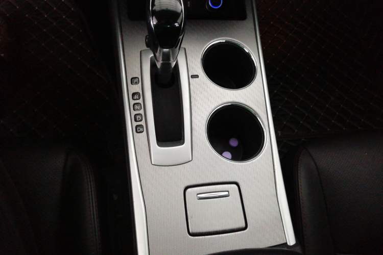 Used Nissan Teana 2018 2.0L XL Smart Upgrade Edition Gear Lever