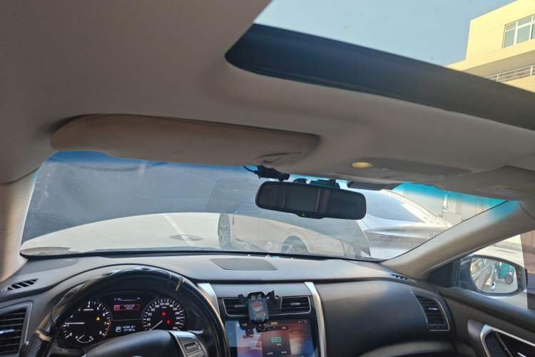 Used Nissan Teana 2018 2.0L XL Smart Upgrade Edition Headliner